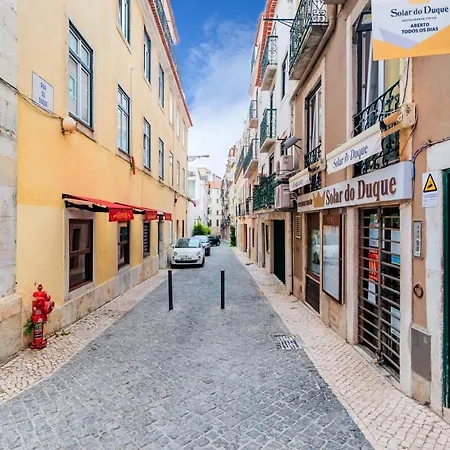 2br At Chiado Historical Heart Apartament Lizbona
