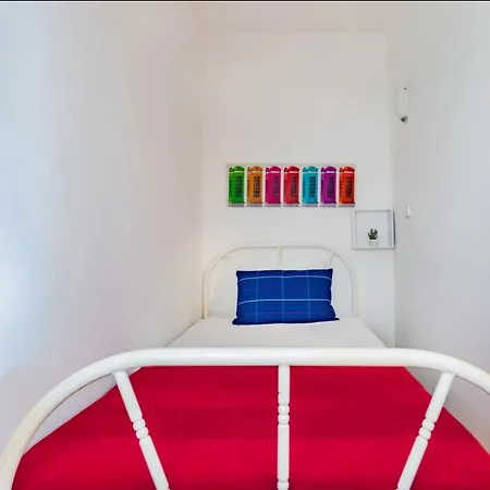 Apartment 2br At Chiado Historical Heart Lissabon