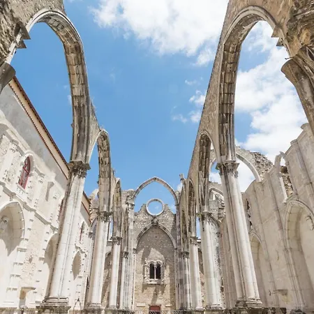 Апартаменти 2br At Chiado Historical Heart Лісабон