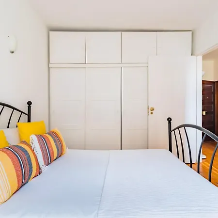 2br At Chiado Historical Heart