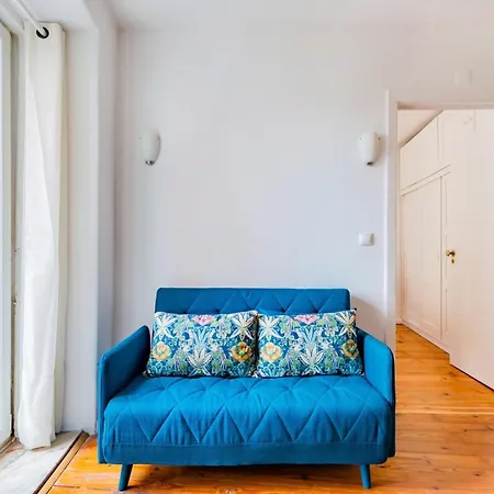 Apartment 2br At Chiado Historical Heart