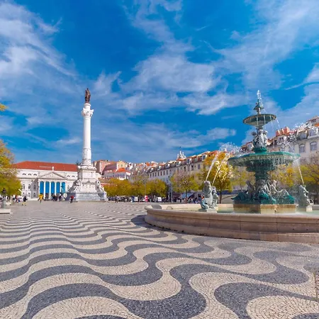 Apartment 2br At Chiado Historical Heart *