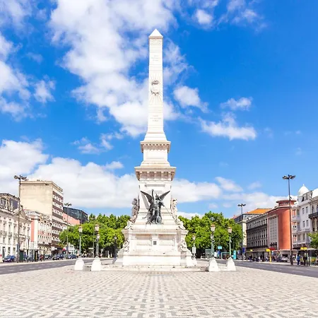 Apartment 2br At Chiado Historical Heart *